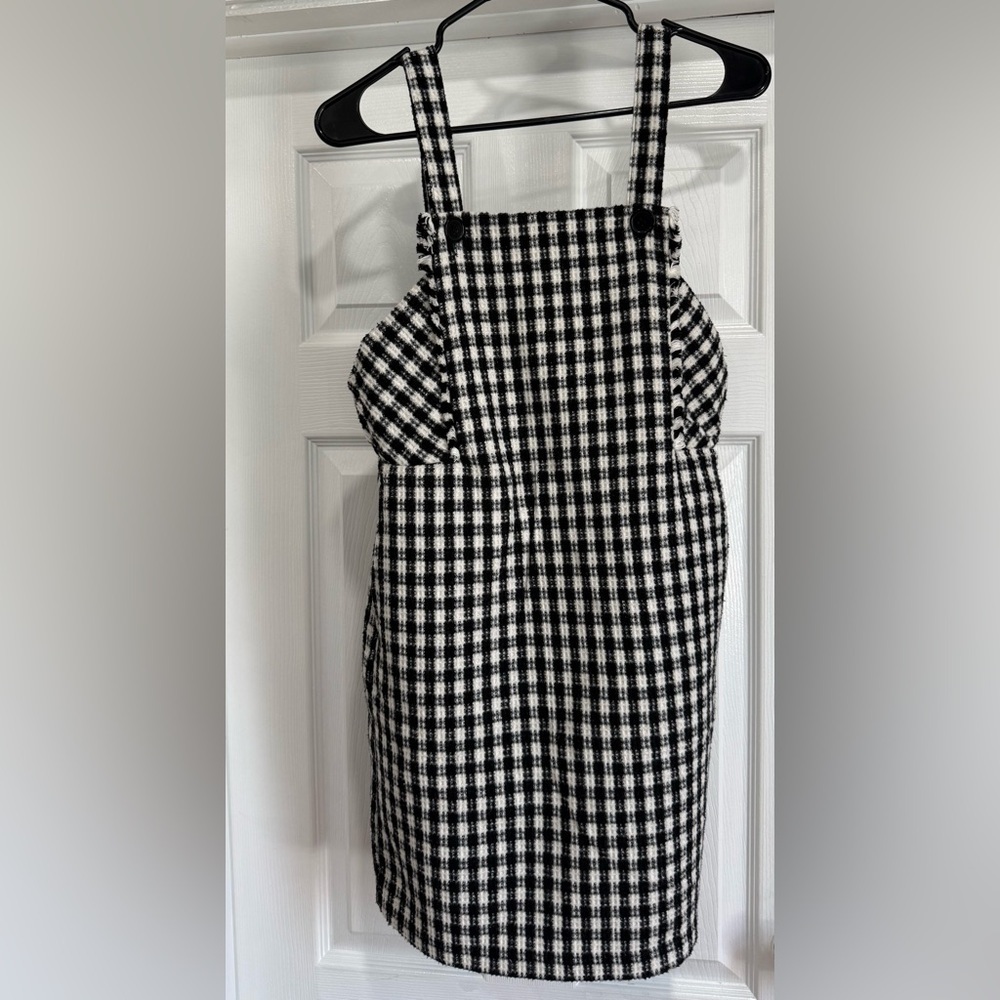 Francesca's Collections Black & White Gingham Mini Pinafore Dress - Picture 5 of 7